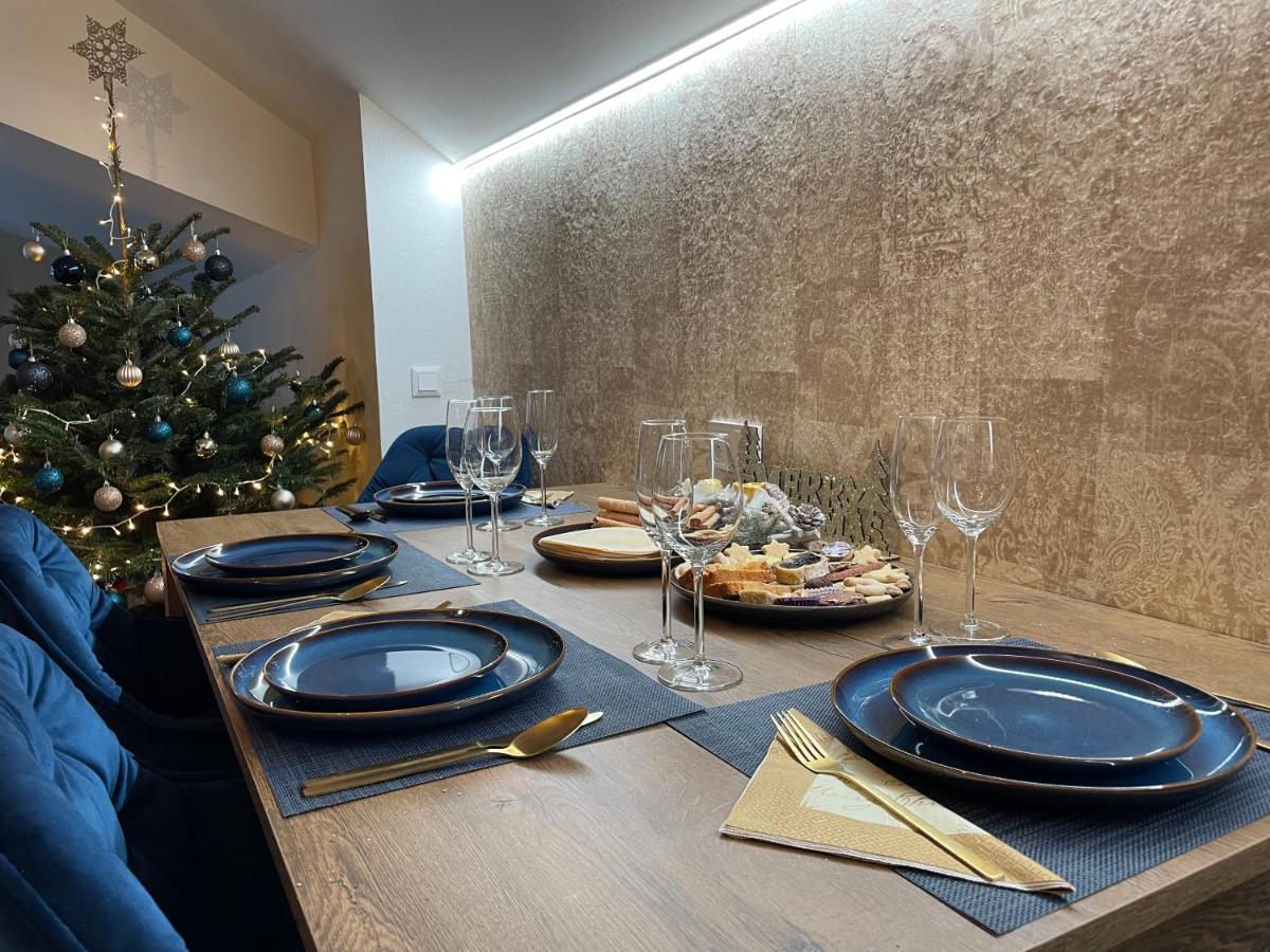 Totina Apartments Zavazna Poruba Екстер'єр фото