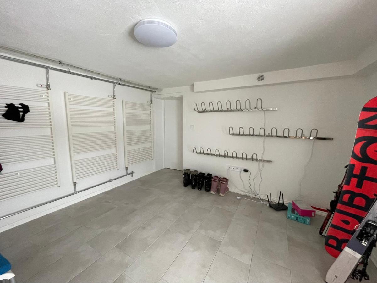 Totina Apartments Zavazna Poruba Екстер'єр фото